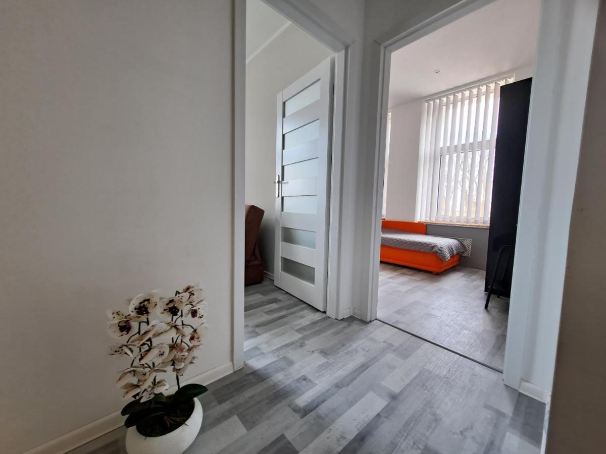 Appartement Apartament Przy Parku à Giżycko Extérieur photo