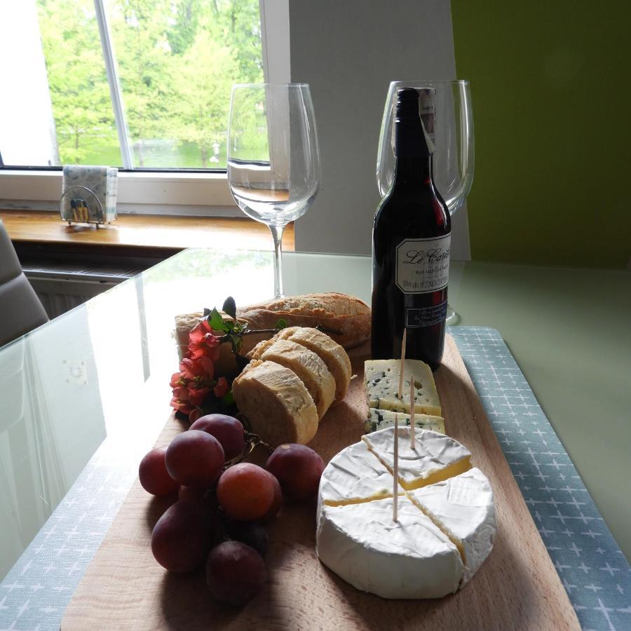 Appartement Apartament Przy Parku à Giżycko Extérieur photo